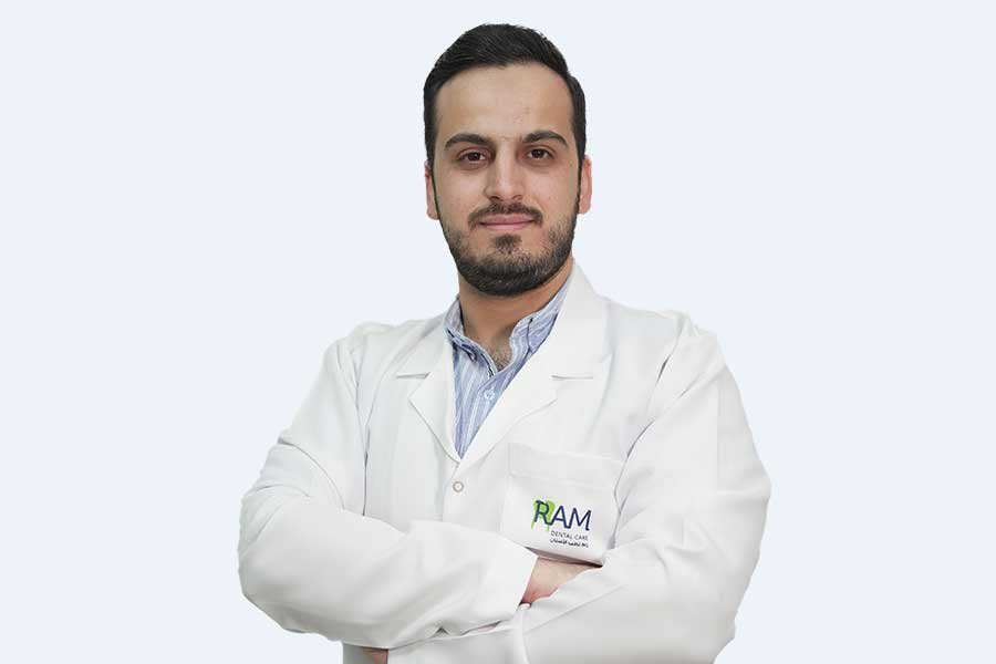 د. إلياس الجوني – طبيب أسنان عربي في كولونيا متخصص في جراحة الفم Brück