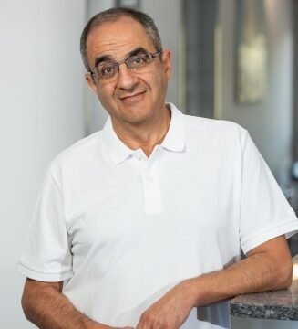 د. سعيد غفور– دكتور مسالك بولية عربي في كولن Porz