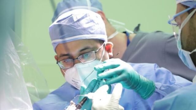 د. عبد الله صحلول – استشاري جراحة الأطفال في إيسن Universitätsklinikum